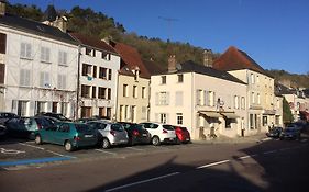 La Cachette De La Roche-Guyon